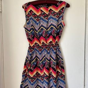 Feathers Chevron Patterned Mini Dress